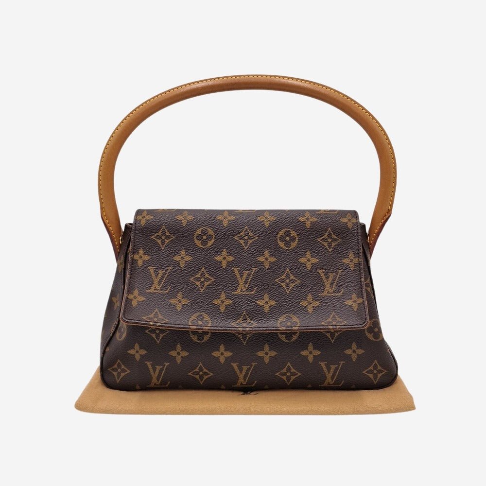 Louis Vuitton Monogram Canvas Looping PM QJB0AJHJ0F102