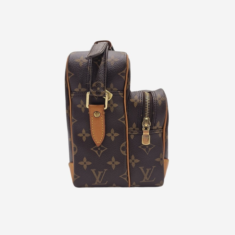 MONOGRAM CANVAS NILE MM