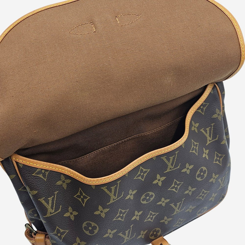 MONOGRAM CANVAS SAUMUR 30