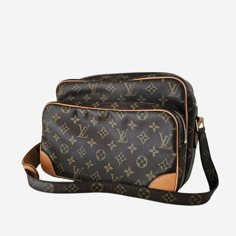 MONOGRAM CANVAS NILE MM