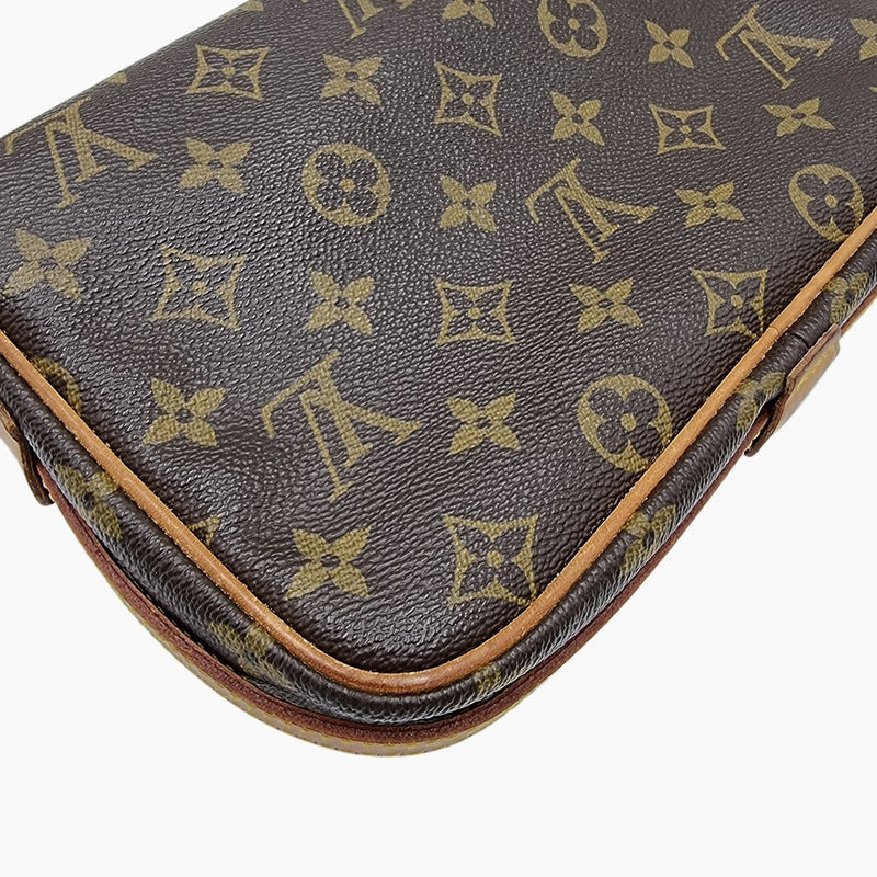 MONOGRAM CANVAS SAINT GERMAIN taske fra brand: LOUIS VUITTON - We Do Vintage