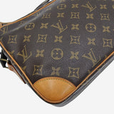 MONOGRAM CANVAS NILE MM taske fra brand: LOUIS VUITTON - We Do Vintage