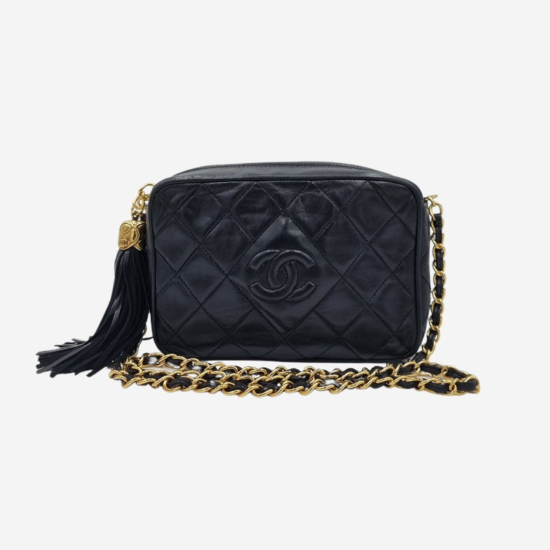 DIAMAND QUILTED CAMERA BAG taske fra brand: CHANEL - We Do Vintage