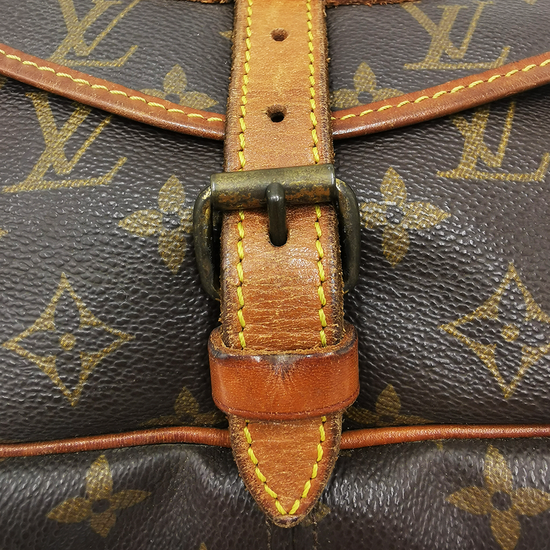 Monogram Canvas Saumur 30 taske fra brand: LOUIS VUITTON - We Do Vintage