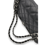 Sort caviar jumbo Classic double flap taske fra brand: CHANEL - We Do Vintage